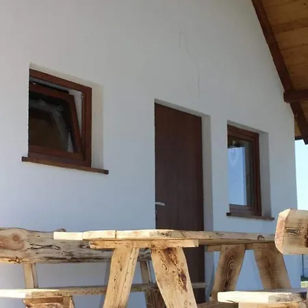 ロッジ Letniskowy 6-osobowy Caloroczny Nad Jeziorem Wilczynskim