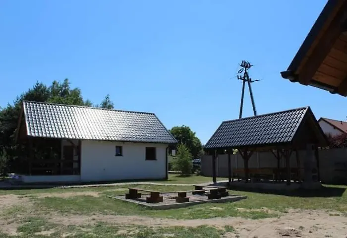 Деревянный коттедж Letniskowy 6-osobowy Caloroczny Nad Jeziorem Wilczynskim